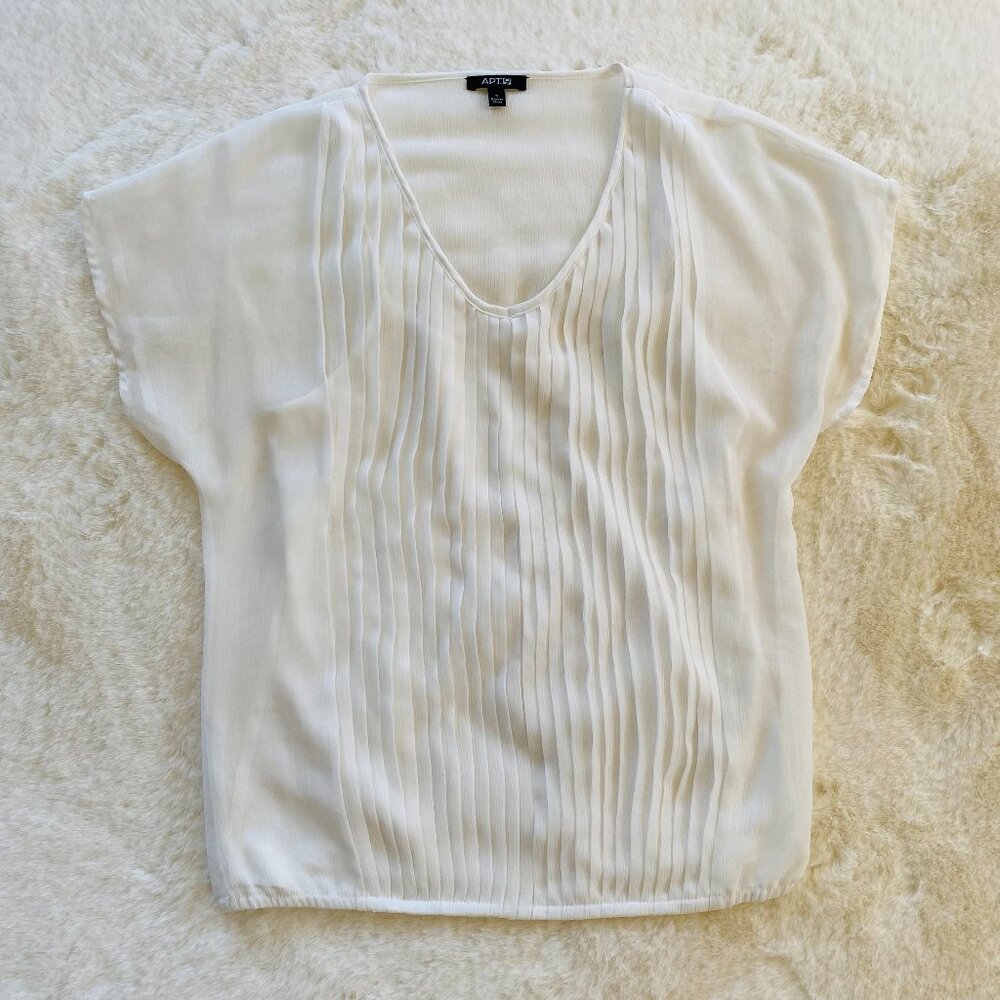 Apt. 9 White Blouse, Size Small, Sheer, Lined, Excellent Condition